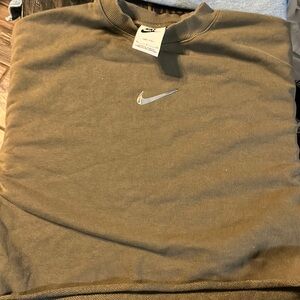 Women’s Nike shirt sweat shirt size small